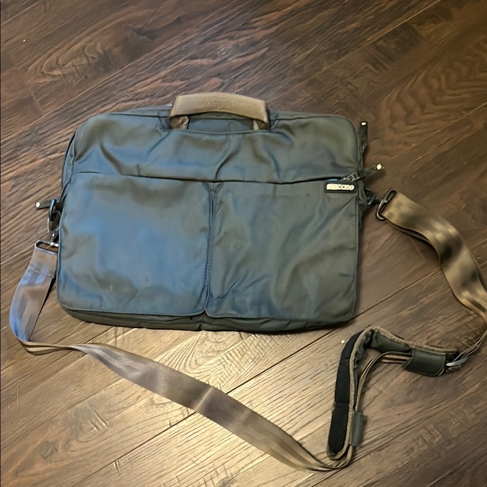 Laptop bag - Excellent condition